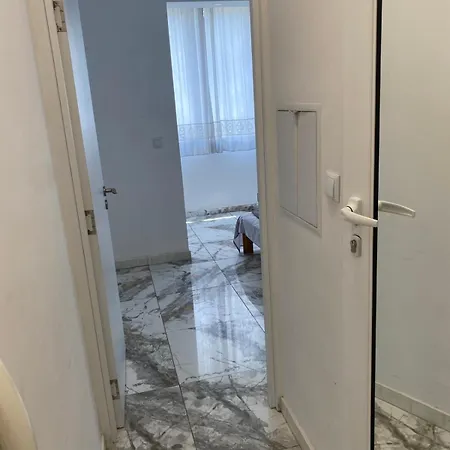 アパート лозенград 3 ヴァルナ